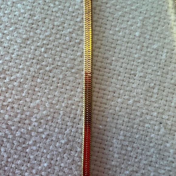 Madewell Herringbone Chain Necklace - Picture 2 of 9